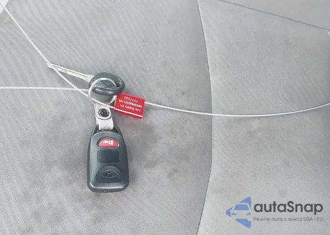 2013 Hyundai Elantra Gls/Limited z USA, uszkodzony, nr VIN 5NPDH4AE9DH196878